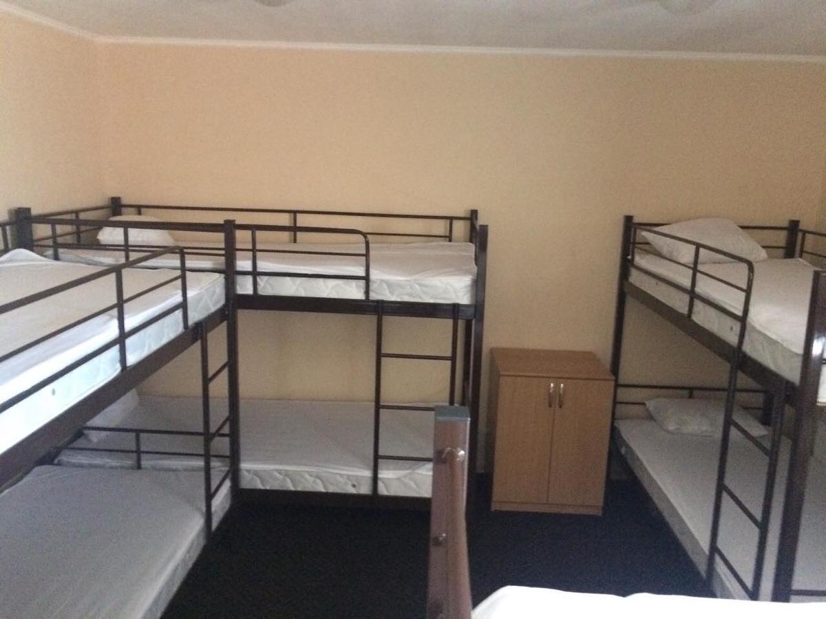 Hostel Кривой Рог Екстериор снимка