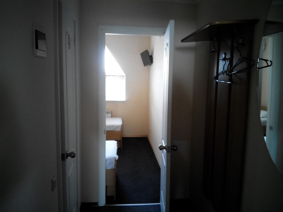 Hostel Кривой Рог Екстериор снимка